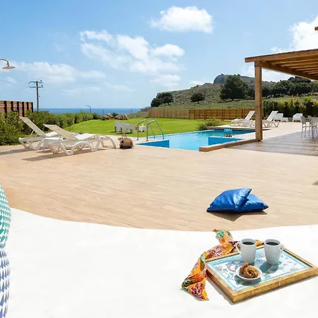 Villa Ikaros *